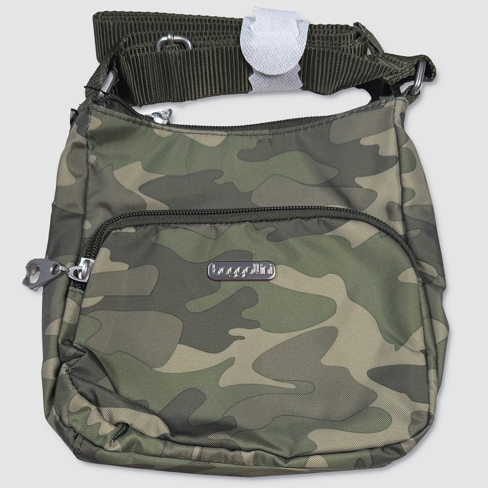 Baggallini Joey Small Hobo Bag / Purse - NWT Womens Camo - #49694-M1